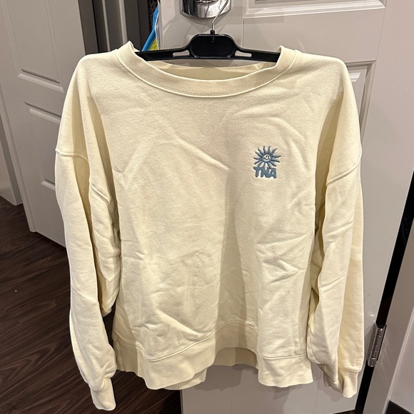 Aritzia yellow sweatshirt - Picture 1 of 2
